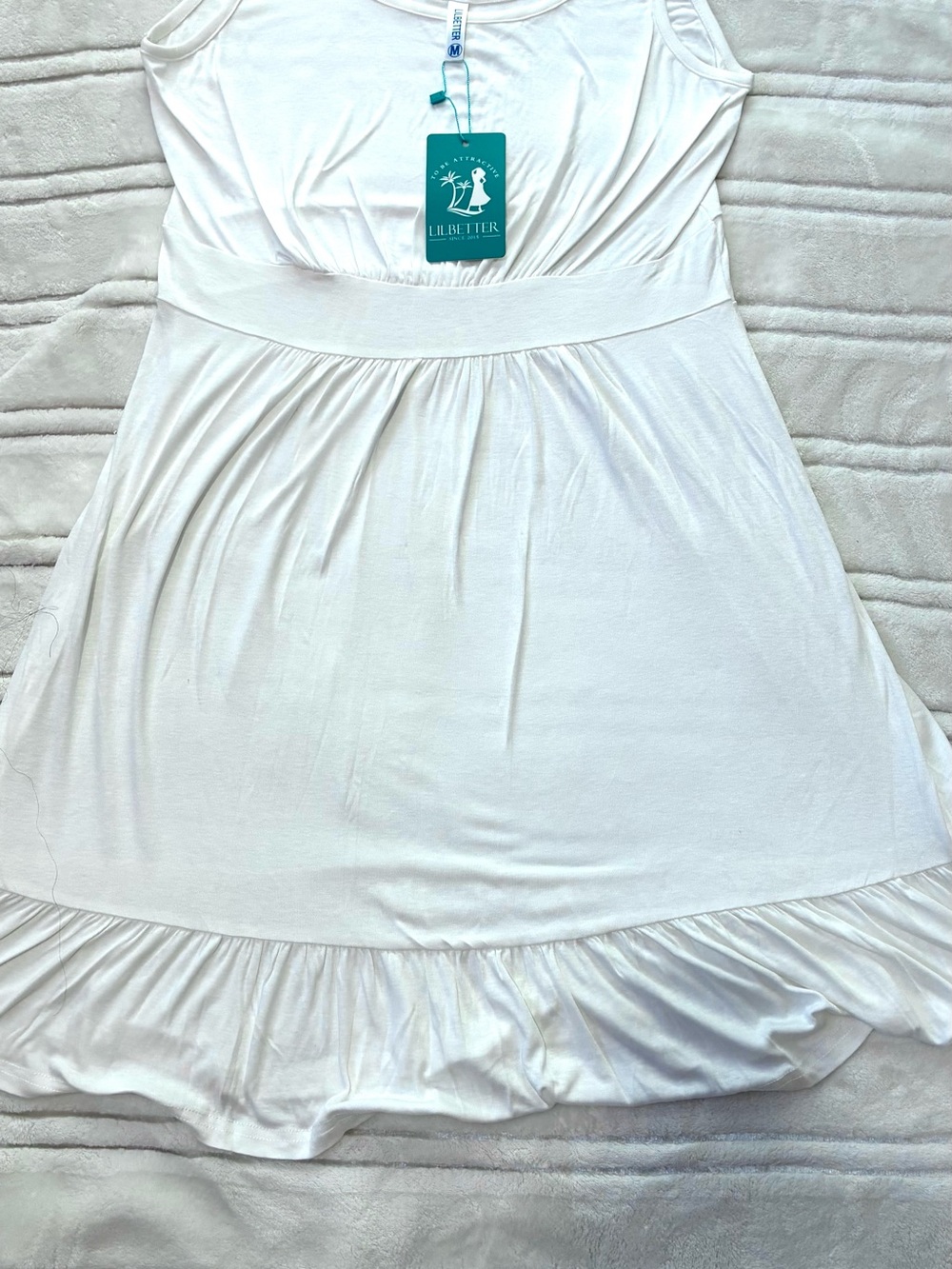 LILBETTER White Midi Dress with Ruffle Hem